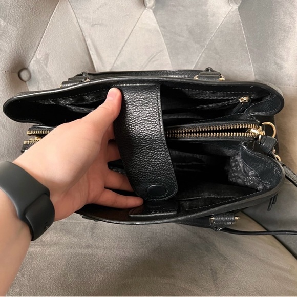 Kate Spade Black Hand Bag with Adjustable/Removable Straps for Crossbody - Picture 3 of 10